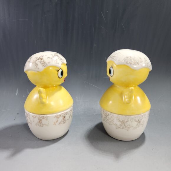 Holt Howard Slick Chicks Combo Salt Pepper Shakers Egg Cup Chicken Vtg Kitsch - Picture 5 of 10